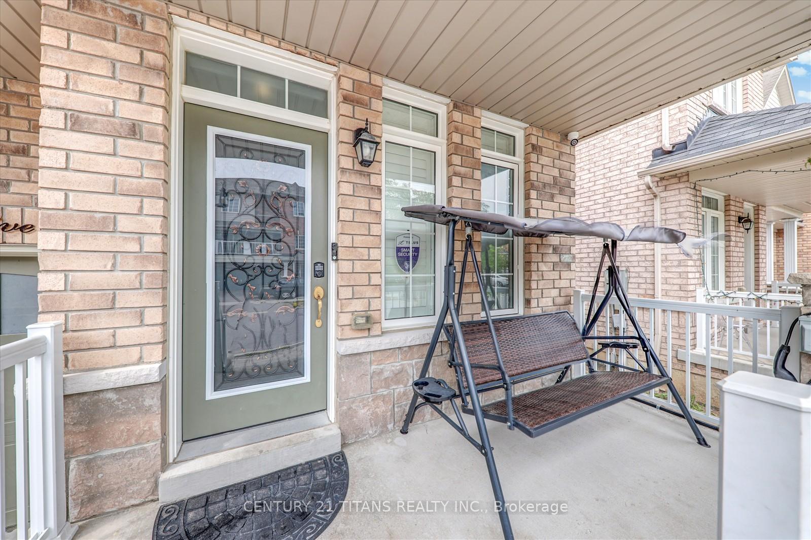 Photo 4 of 1526 Dusty Drive, Pickering, Duffin Heights — HOMEH