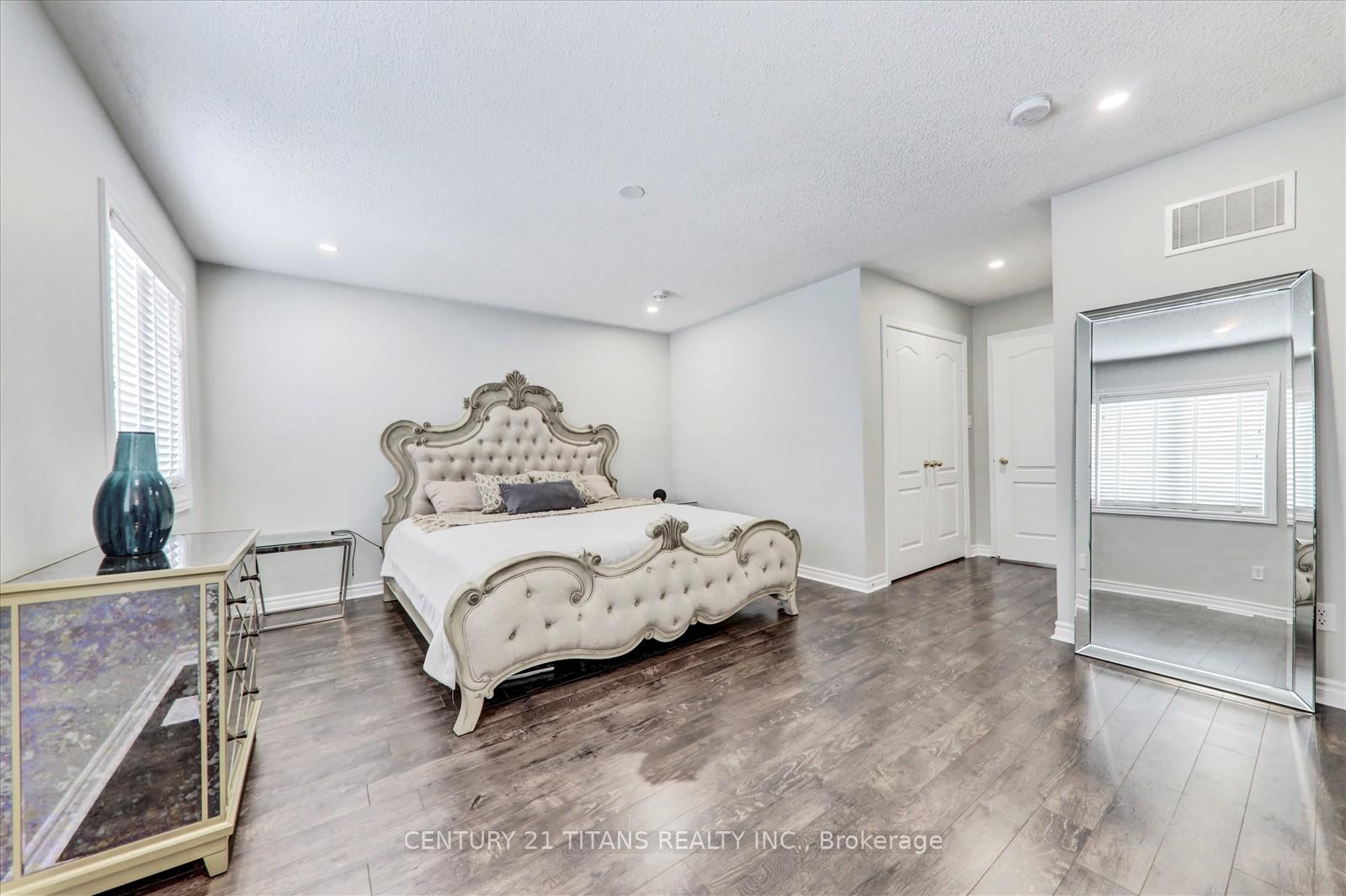 Photo 20 of 1526 Dusty Drive, Pickering, Duffin Heights — HOMEH