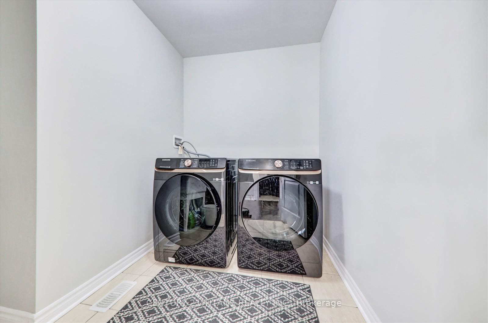 Photo 27 of 1526 Dusty Drive, Pickering, Duffin Heights — HOMEH