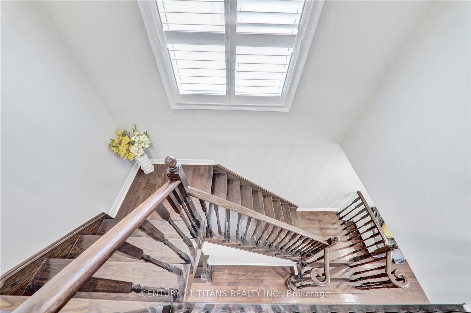Photo 33 of 1526 Dusty Drive, Pickering, Duffin Heights — HOMEH
