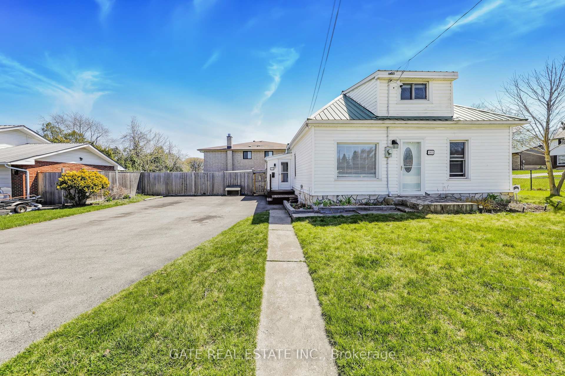 Front of 363 Annapolis Avenue