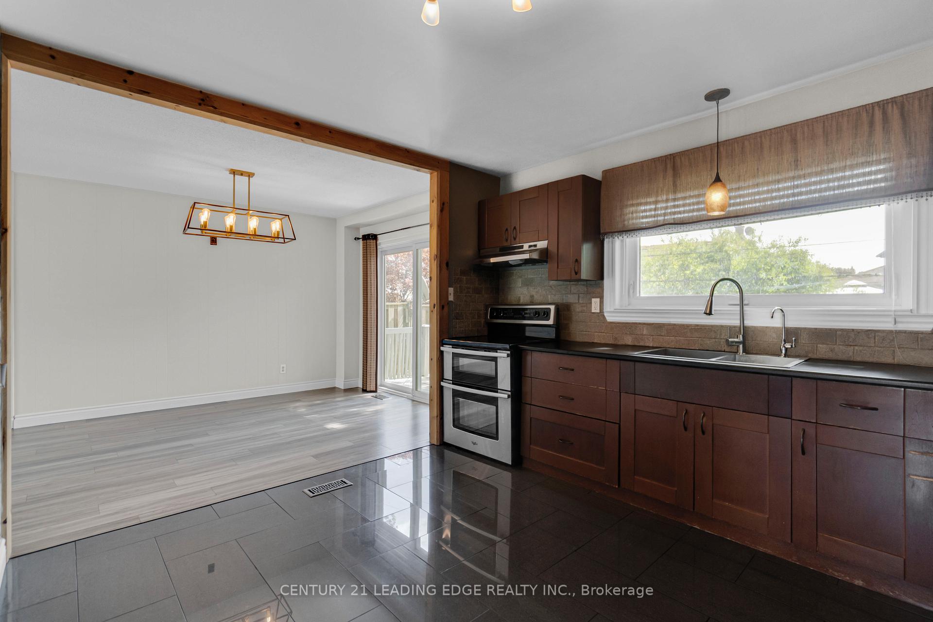 Photo 18 of 1323 Poprad Avenue, Pickering, Bay Ridges — HOMEH