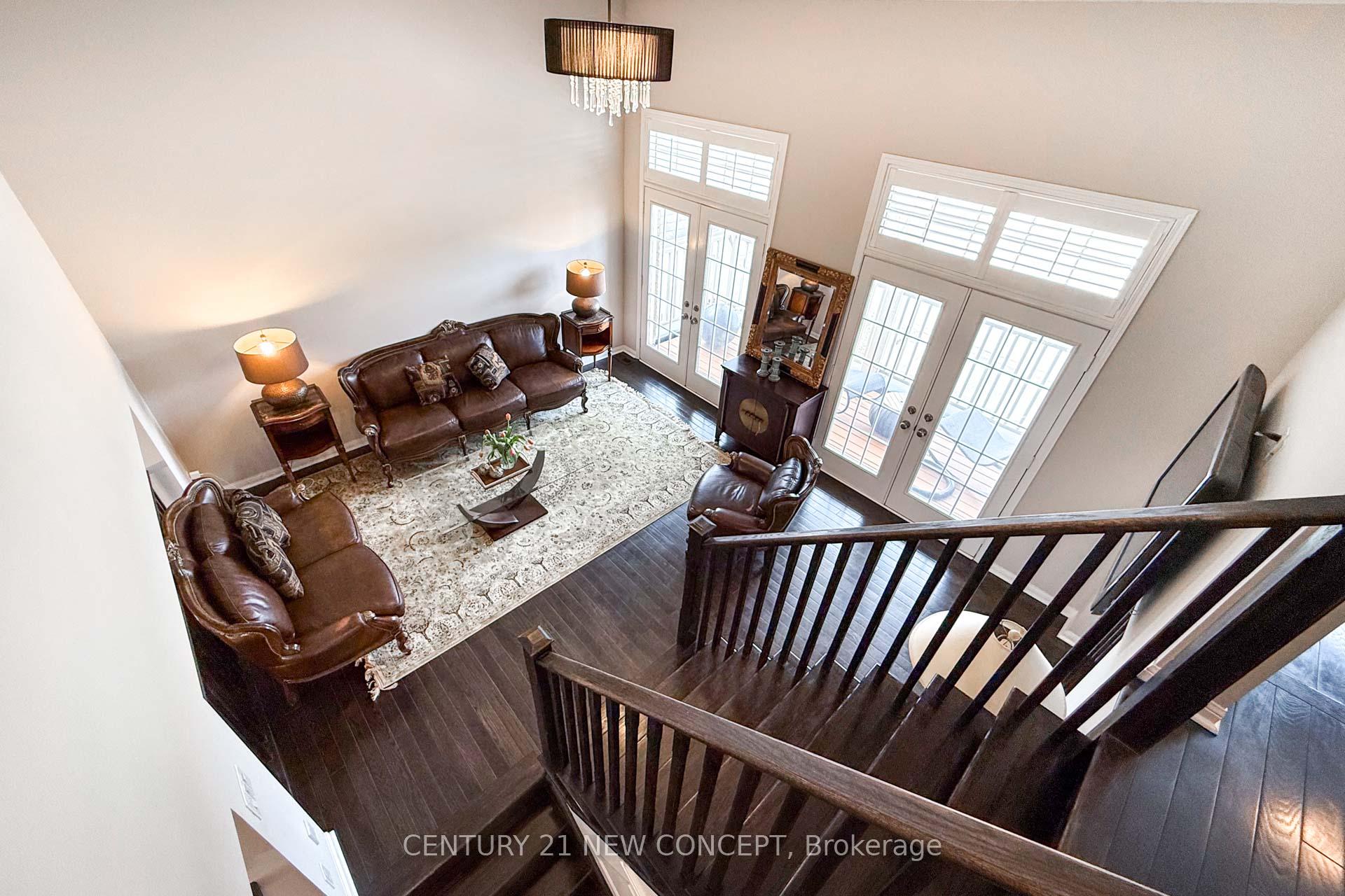 Photo 16 of 286 Schreyer Crescent, Milton, Harrison — HOMEH