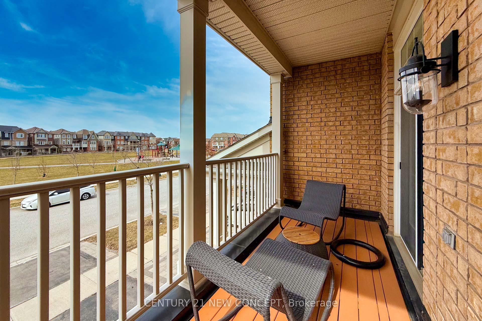 Photo 33 of 286 Schreyer Crescent, Milton, Harrison — HOMEH