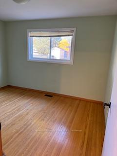 Photo 7 of Unit Main floor, 1287 Royal Drive, Peterborough, Northcrest Ward 5 — HOMEH