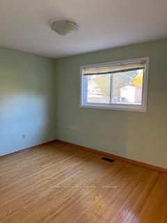 Photo 10 of Unit Main floor, 1287 Royal Drive, Peterborough, Northcrest Ward 5 — HOMEH