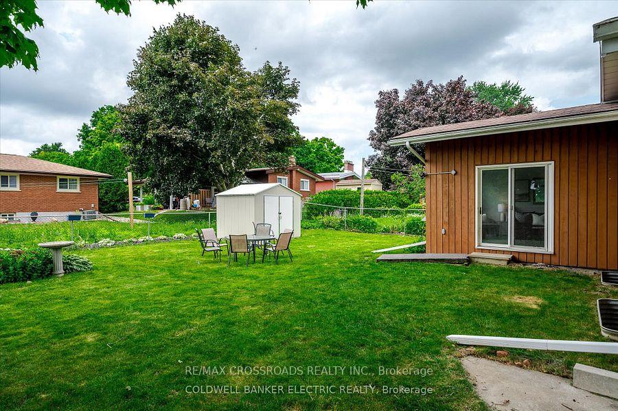 Photo 15 of Unit Main floor, 1287 Royal Drive, Peterborough, Northcrest Ward 5 — HOMEH