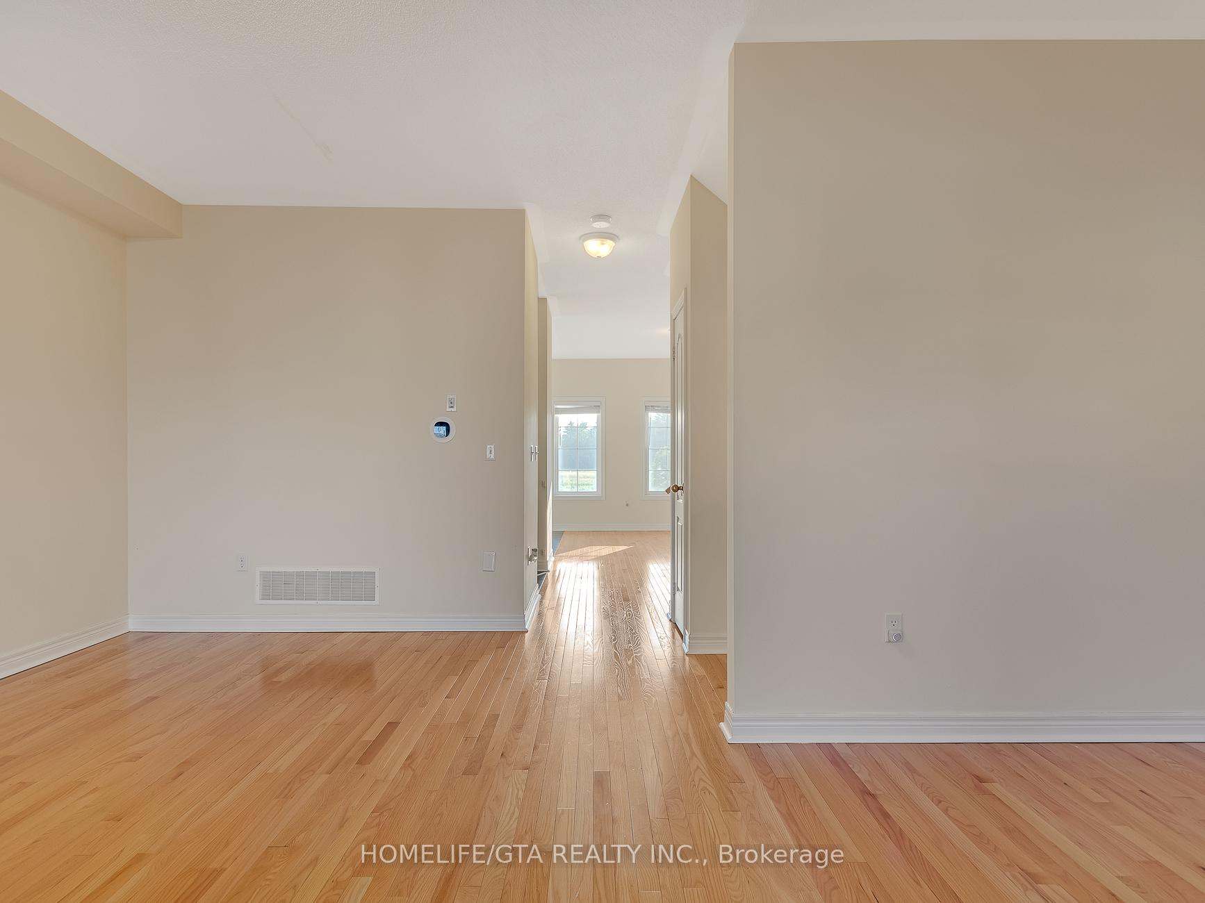 Photo 13 of 1757 Carousel Drive, Pickering, Duffin Heights — HOMEH