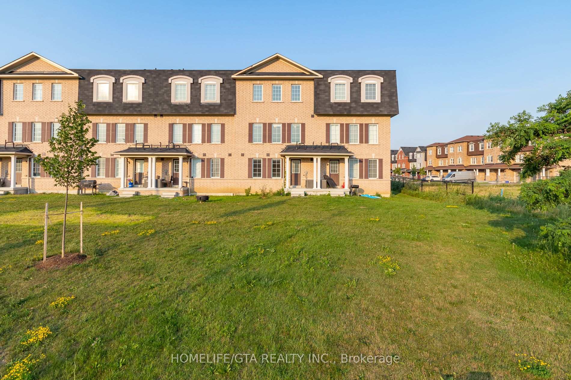 Photo 43 of 1757 Carousel Drive, Pickering, Duffin Heights — HOMEH
