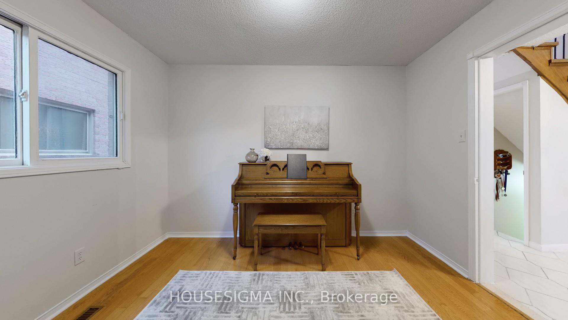 Photo 7 of 946 Rambleberry Avenue, Pickering, Liverpool — HOMEH