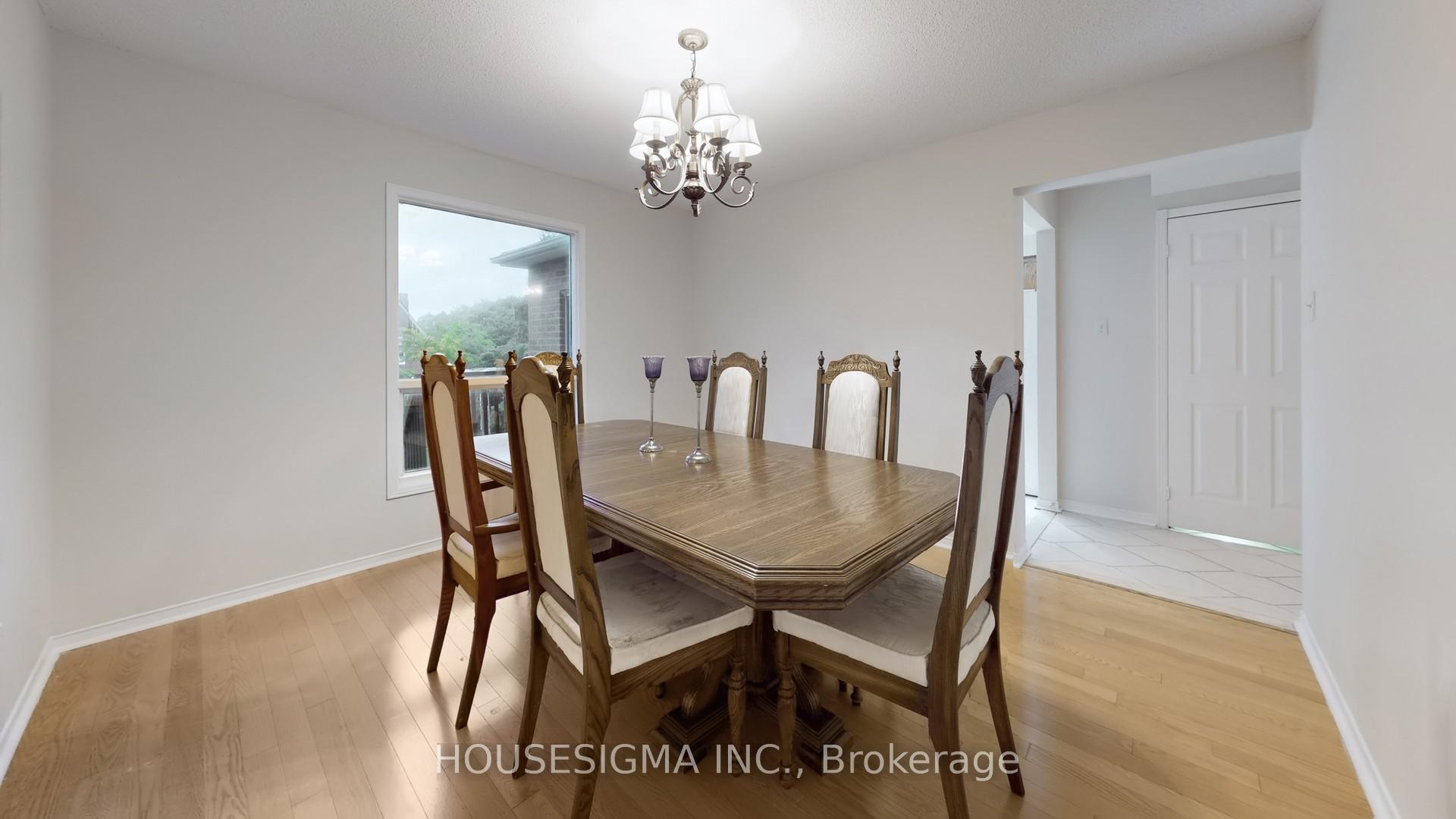 Photo 10 of 946 Rambleberry Avenue, Pickering, Liverpool — HOMEH