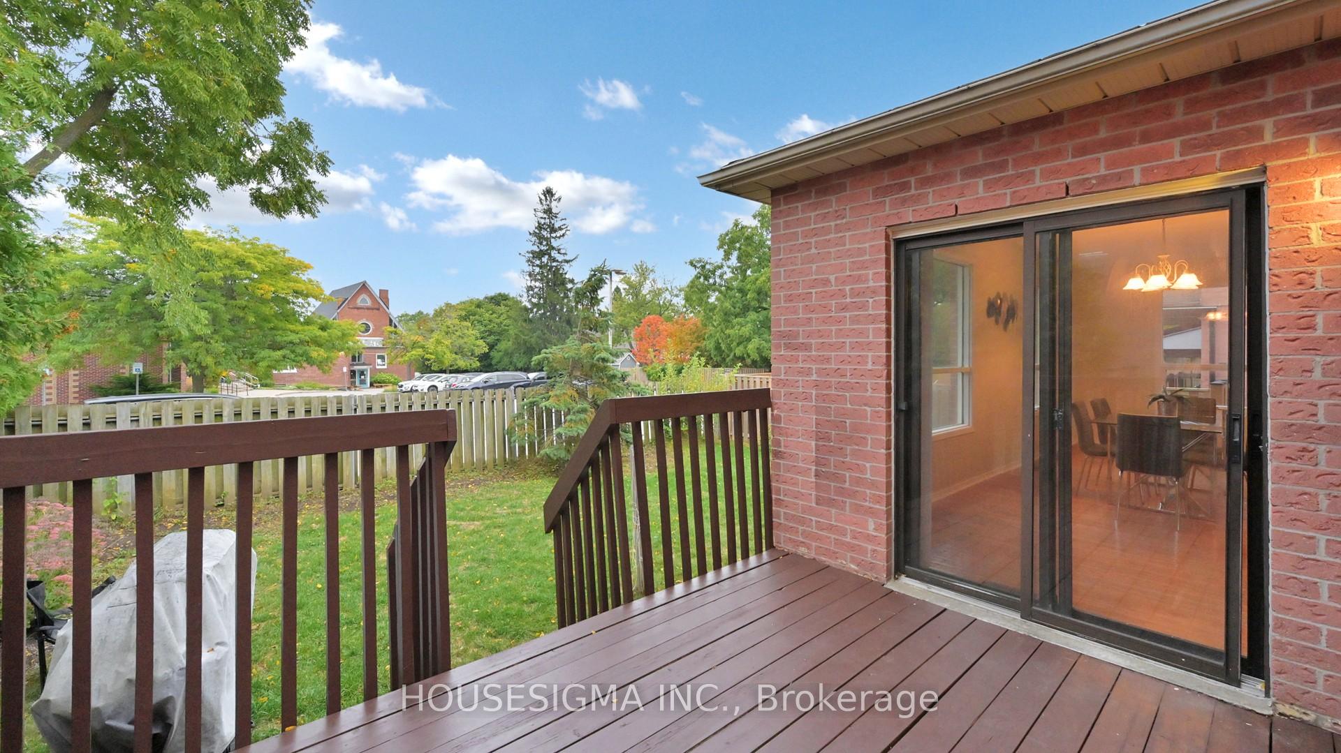 Photo 40 of 946 Rambleberry Avenue, Pickering, Liverpool — HOMEH