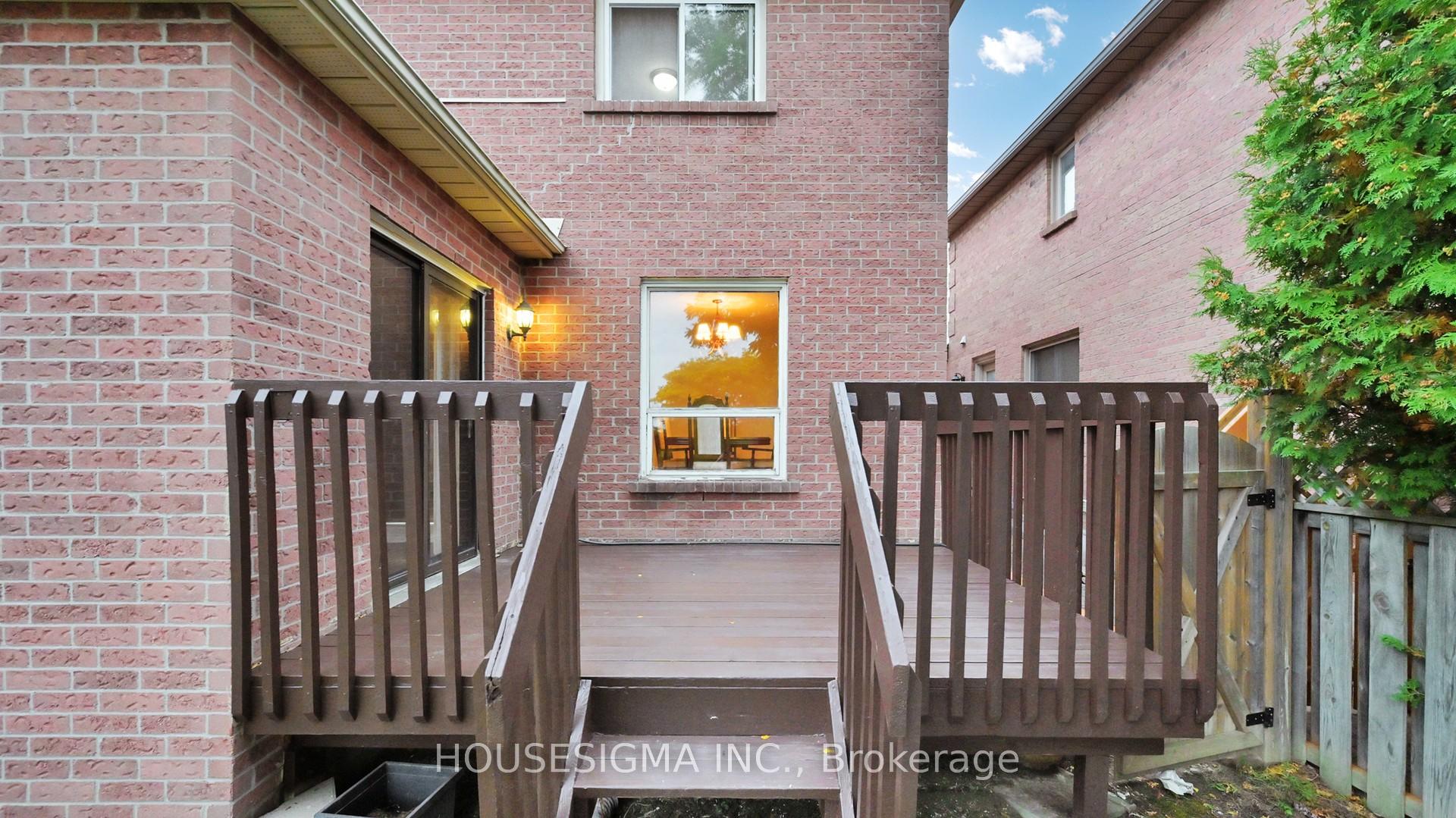 Photo 41 of 946 Rambleberry Avenue, Pickering, Liverpool — HOMEH