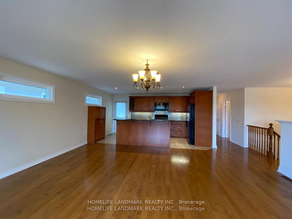 Photo 5 of 89 Milroy Drive, Peterborough, Northcrest Ward 5 — HOMEH