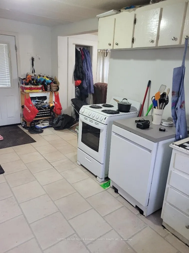 Photo 26 of 11 Low Street, Prince Edward County, Picton Ward — HOMEH
