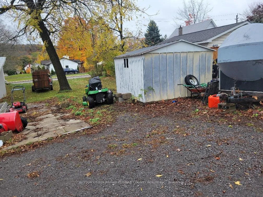Photo 11 of 11 Low Street, Prince Edward County, Picton Ward — HOMEH