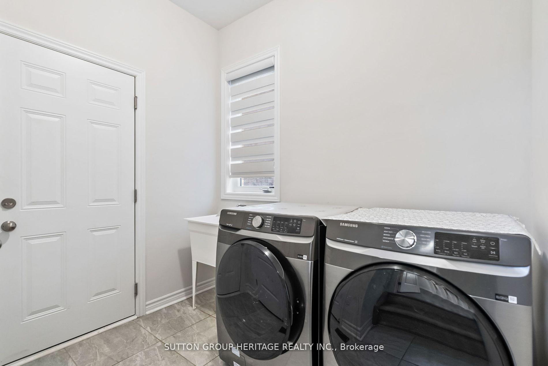 Photo 10 of 1908 Fosterbrook Street, Oshawa, Taunton — HOMEH