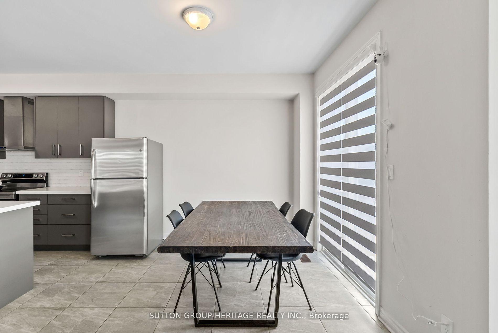 Photo 16 of 1908 Fosterbrook Street, Oshawa, Taunton — HOMEH