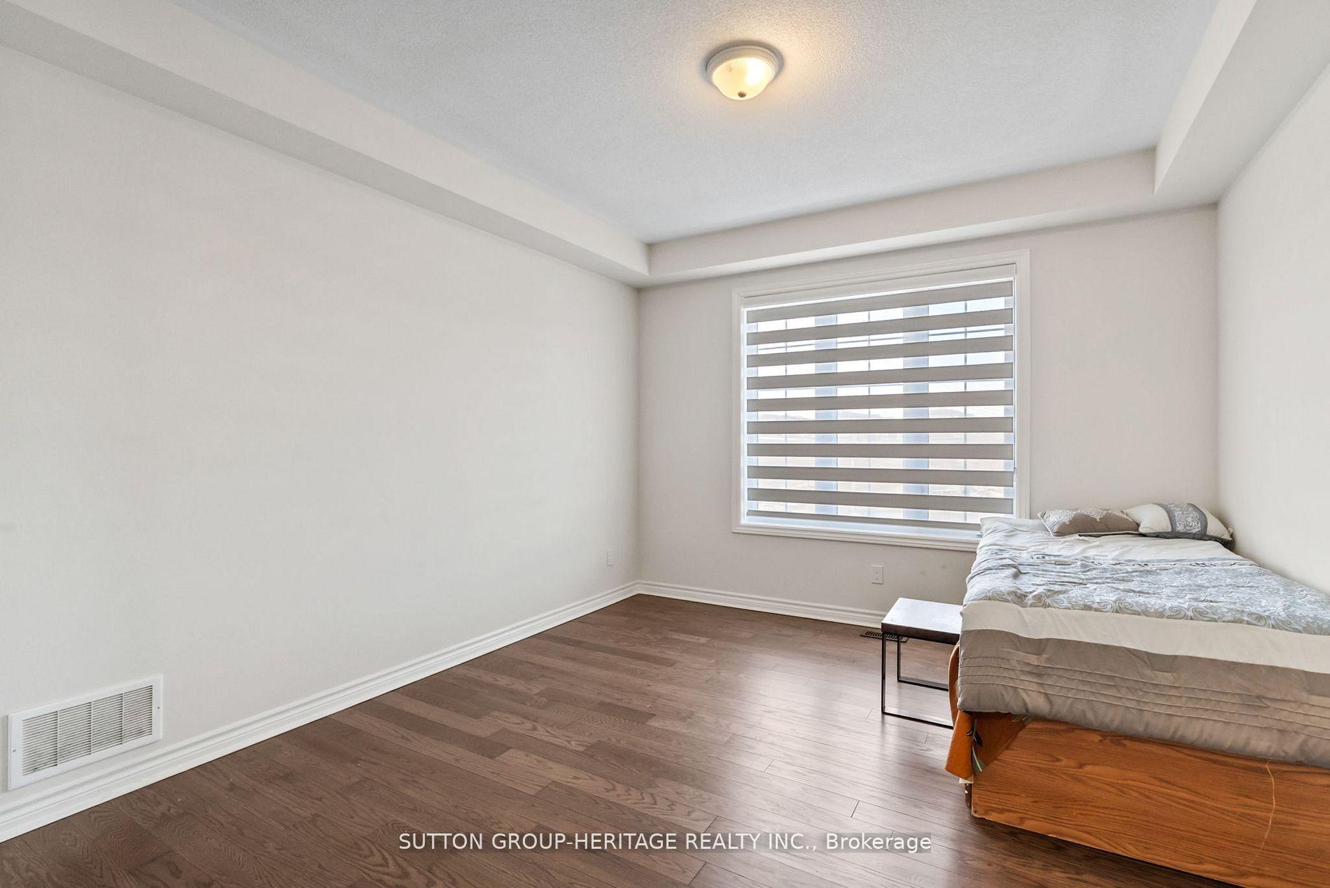 Photo 22 of 1908 Fosterbrook Street, Oshawa, Taunton — HOMEH