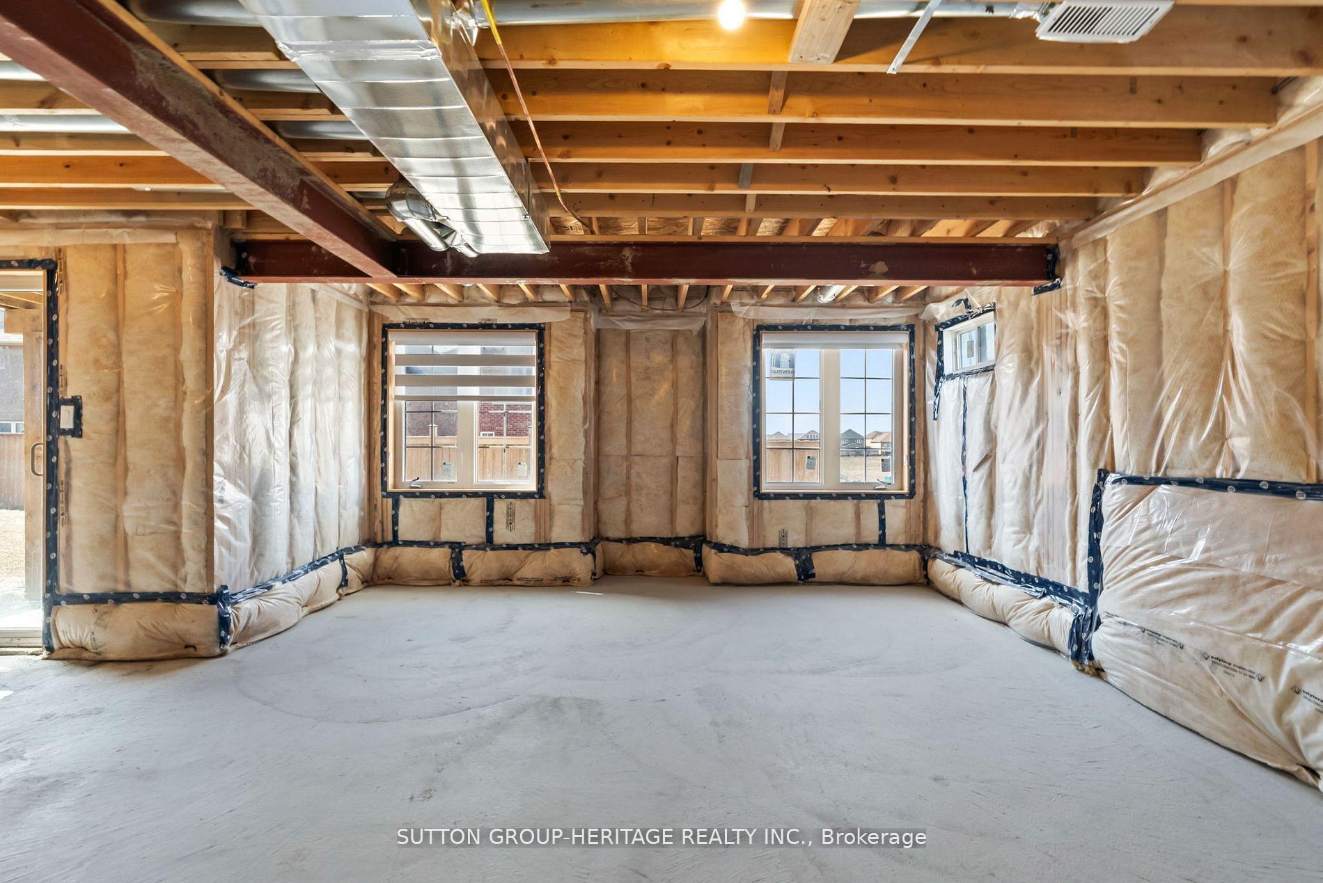 Photo 44 of 1908 Fosterbrook Street, Oshawa, Taunton — HOMEH