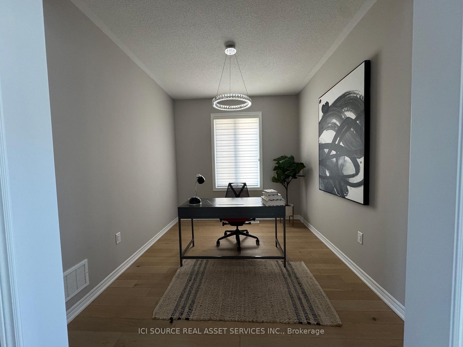 Photo 6 of Unit Main, 2nd Floor, 650 Lemay Grove, Peterborough, Monaghan Ward 2 — HOMEH