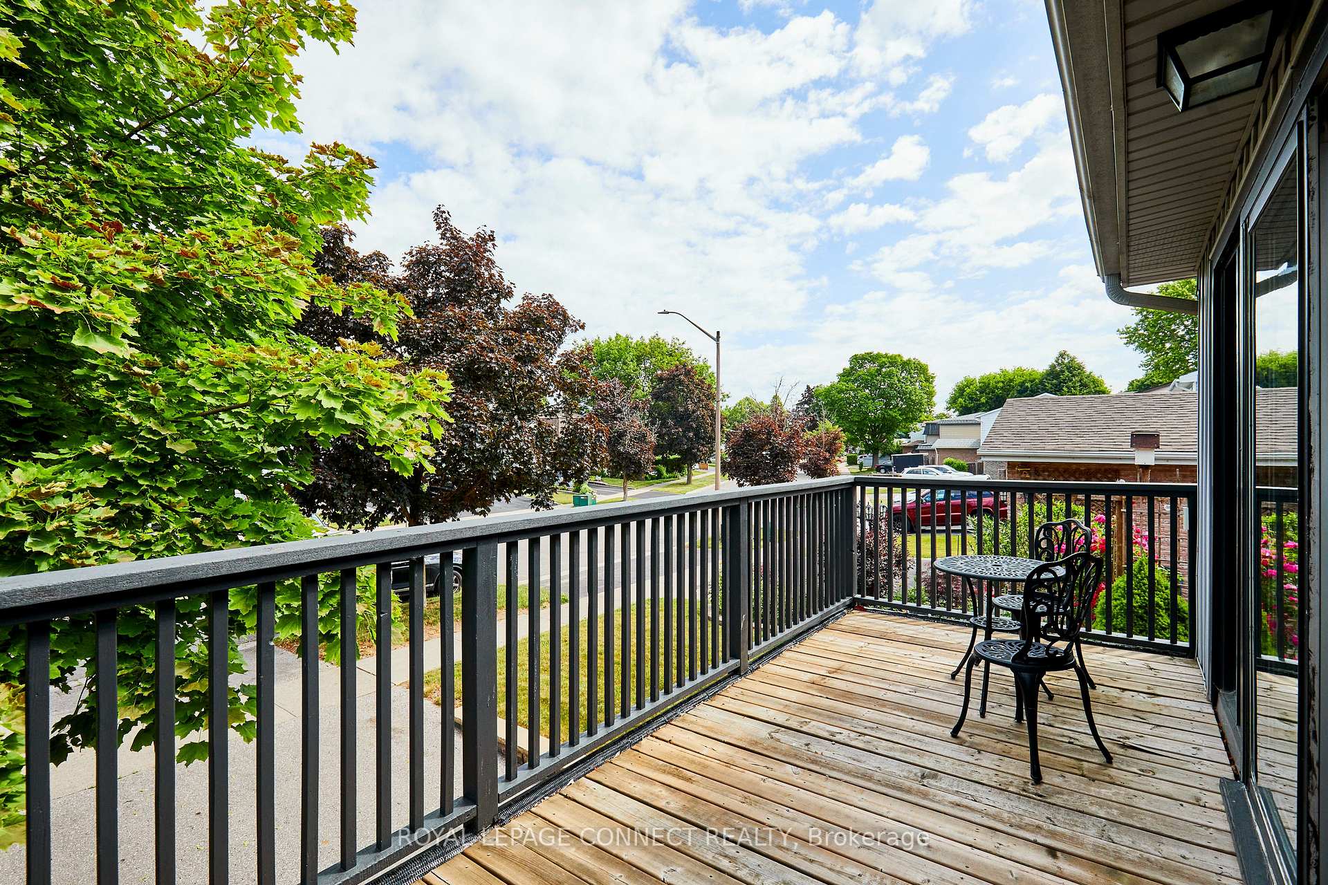 Photo 11 of 1583 Alwin Circle, Pickering, Village East — HOMEH