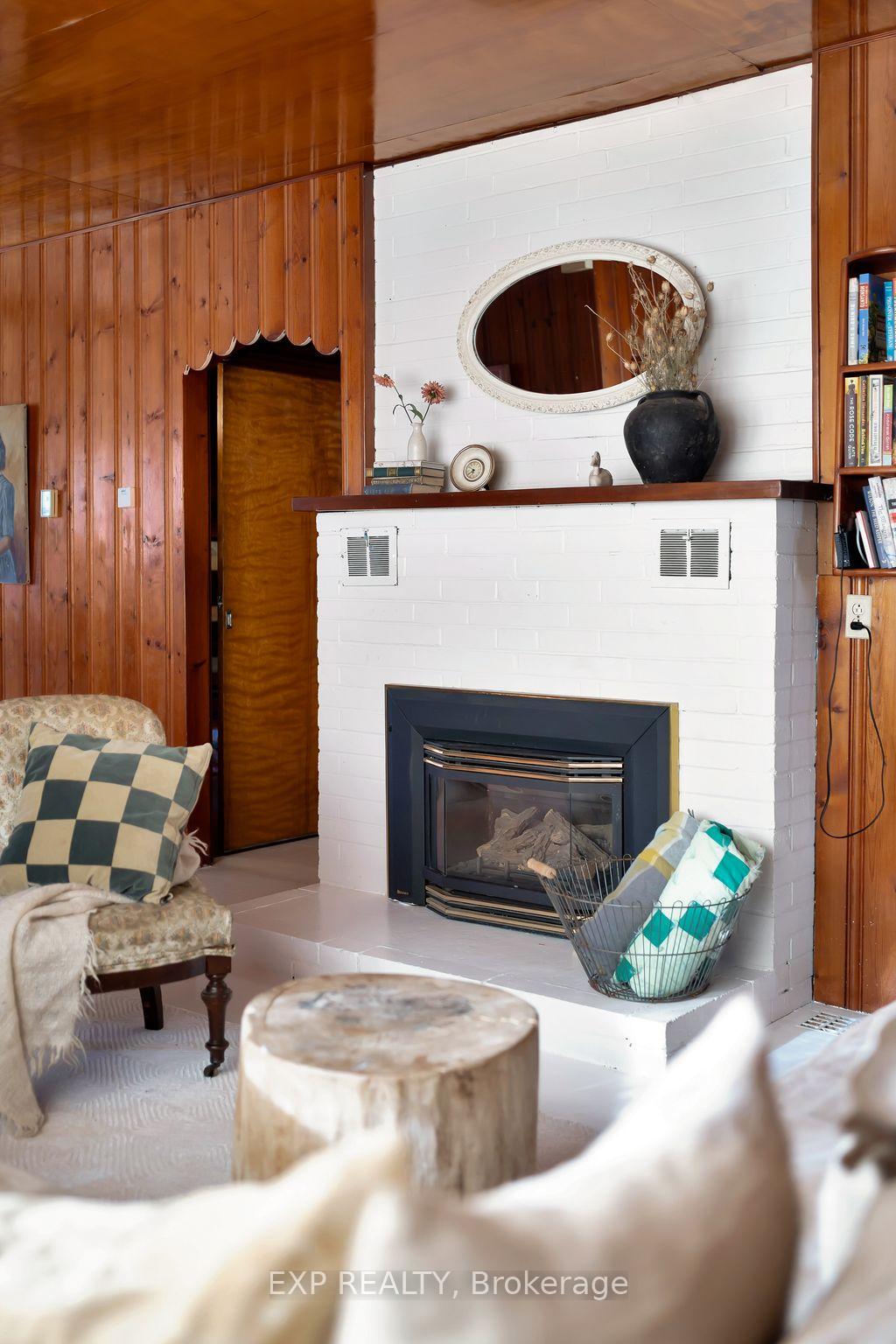 Photo 19 of 42 Paul Street, Prince Edward County, Picton Ward — HOMEH