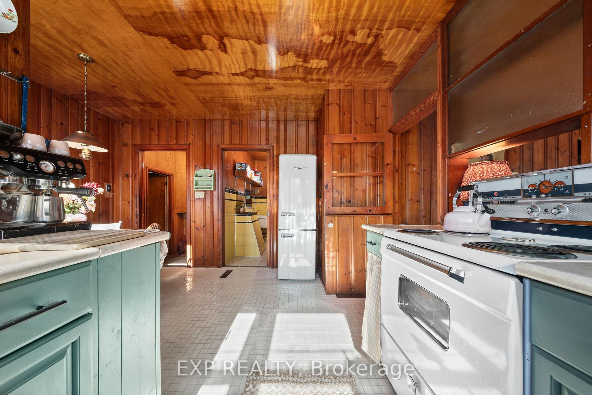 Photo 23 of 42 Paul Street, Prince Edward County, Picton Ward — HOMEH