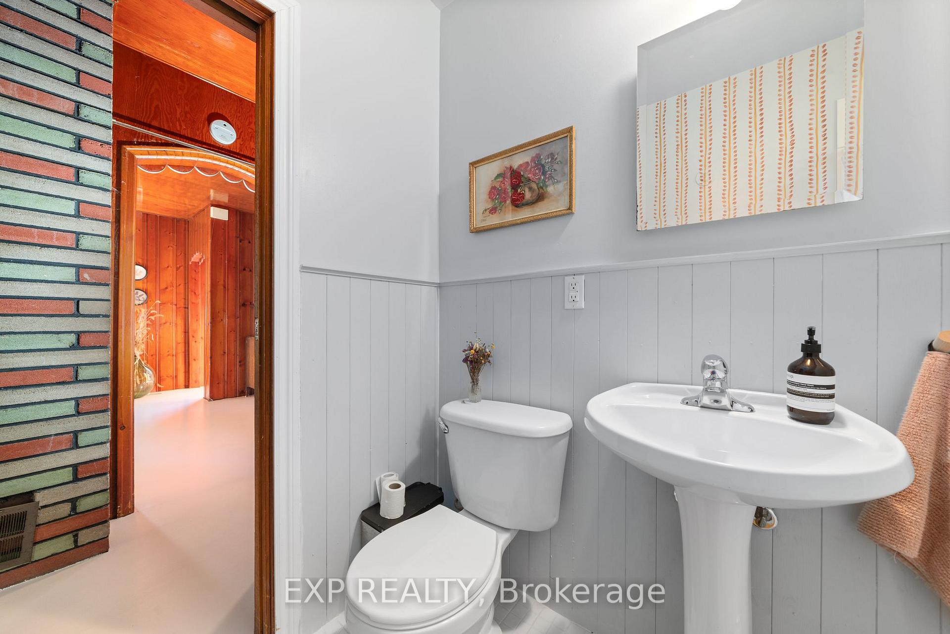 Photo 34 of 42 Paul Street, Prince Edward County, Picton Ward — HOMEH