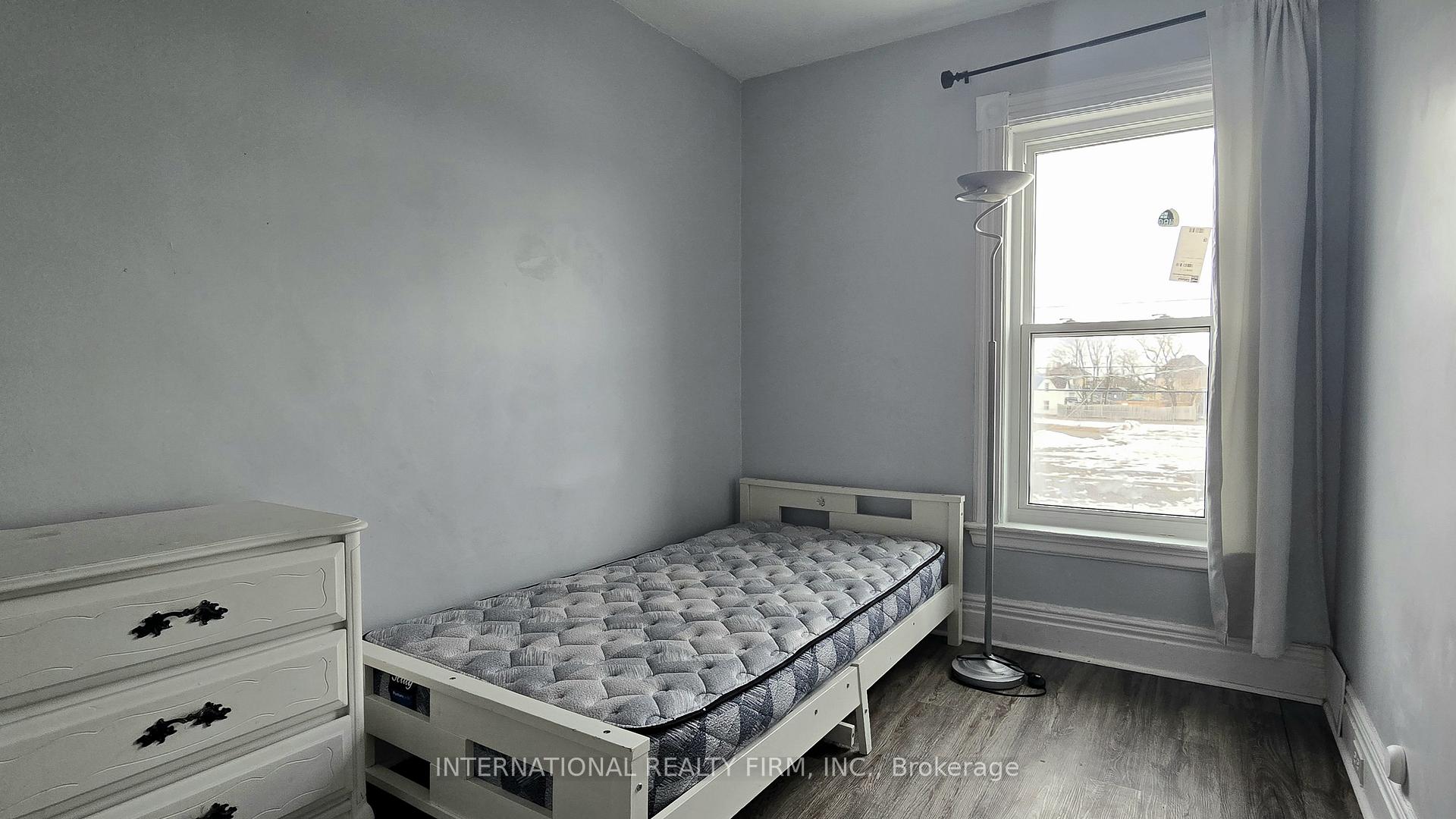 Photo 13 of 151 Stewart Street, Peterborough, Town Ward 3 — HOMEH