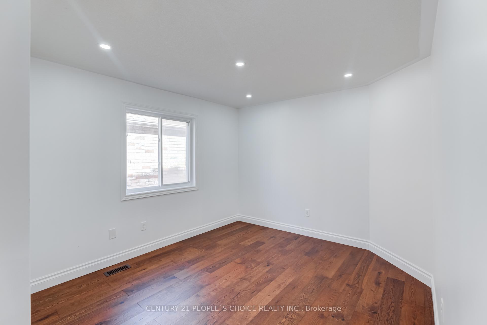 Photo 28 of 1067 Coldstream Drive, Oshawa, Taunton — HOMEH