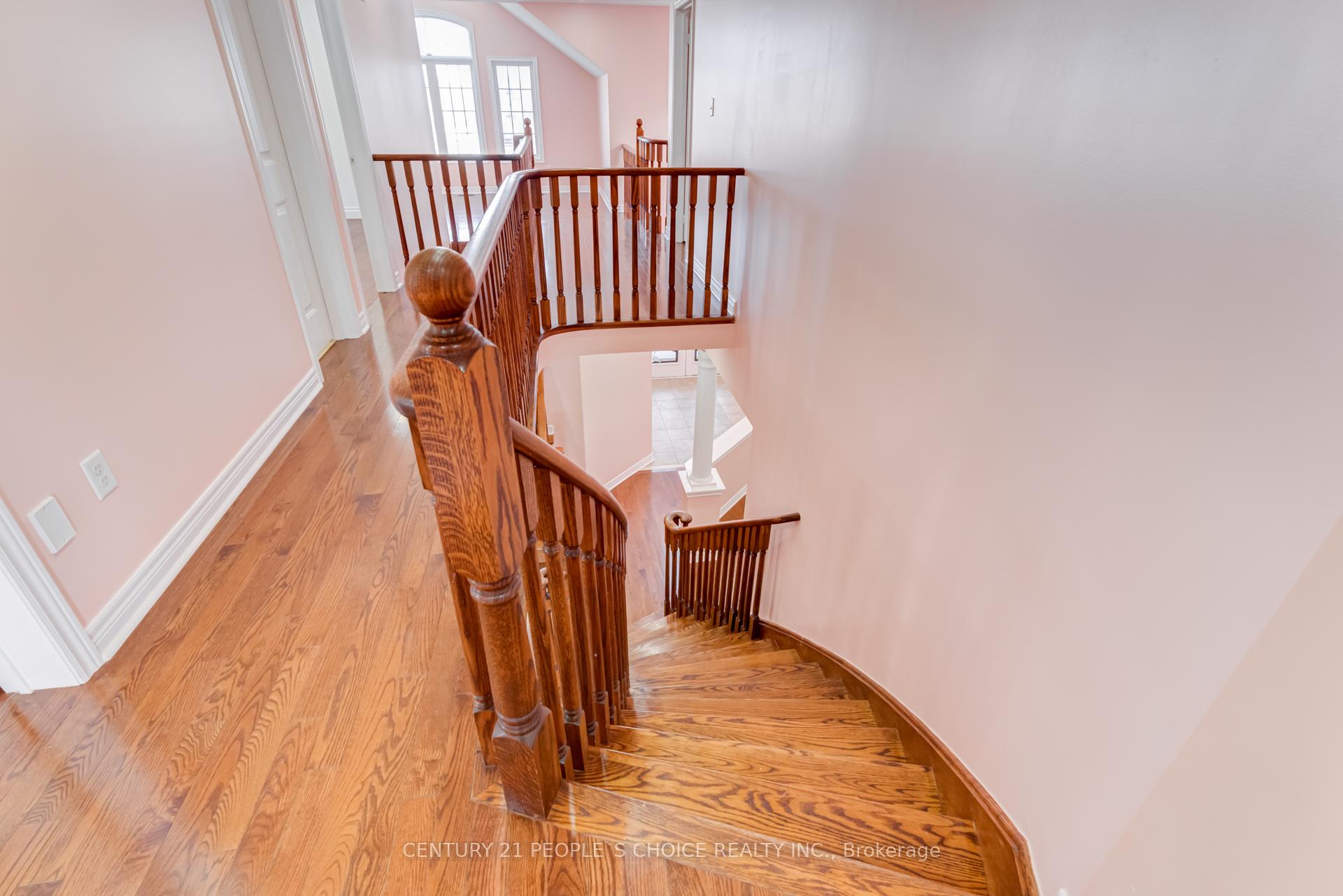 Photo 34 of 1067 Coldstream Drive, Oshawa, Taunton — HOMEH