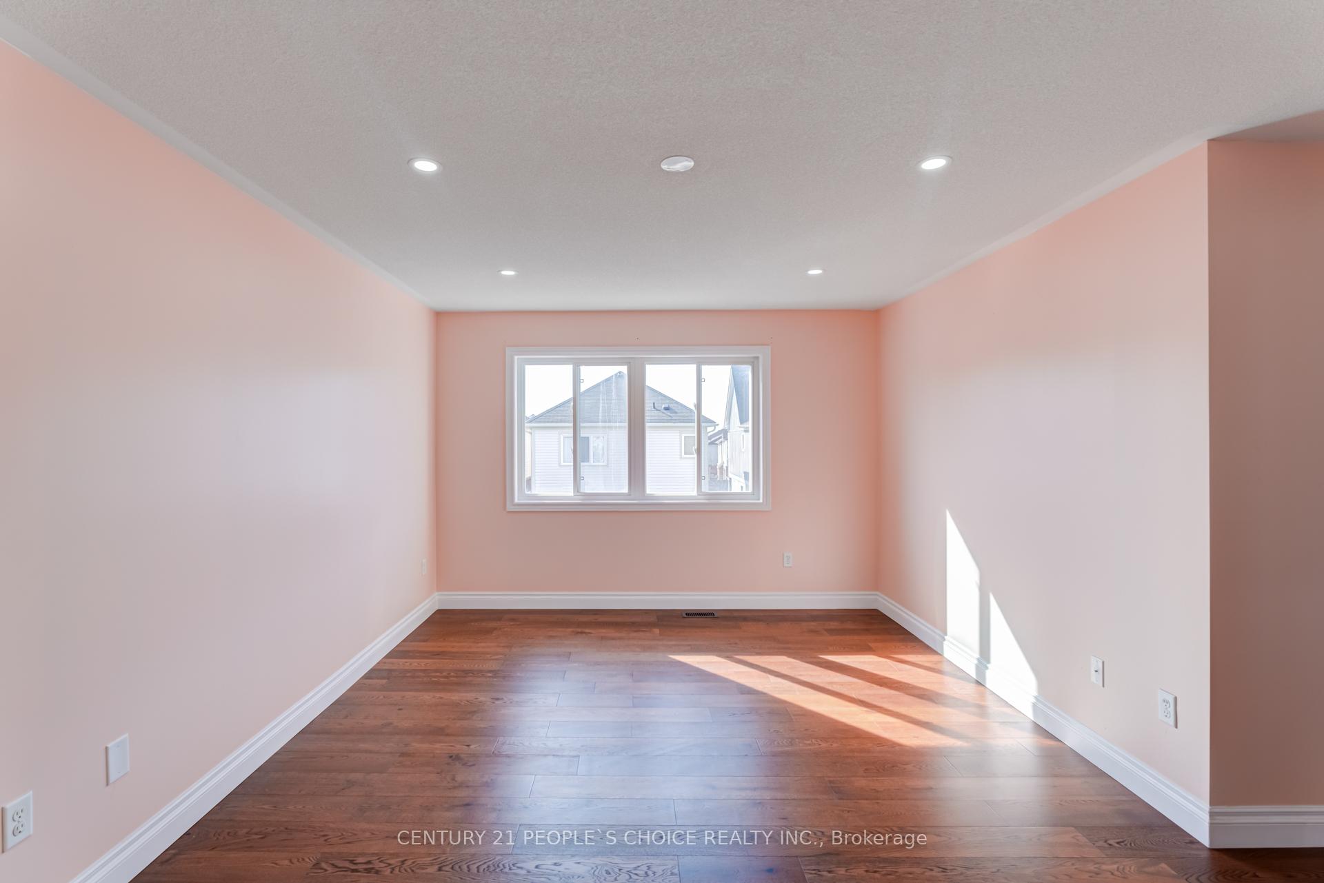 Photo 36 of 1067 Coldstream Drive, Oshawa, Taunton — HOMEH