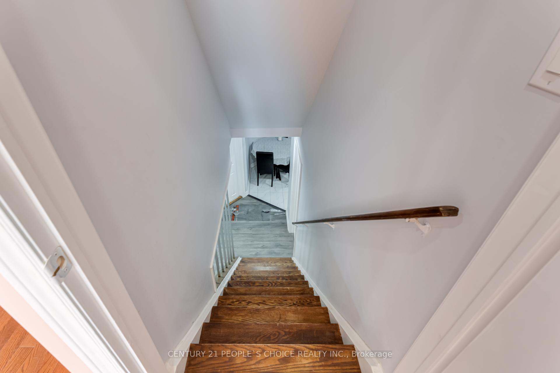 Photo 39 of 1067 Coldstream Drive, Oshawa, Taunton — HOMEH