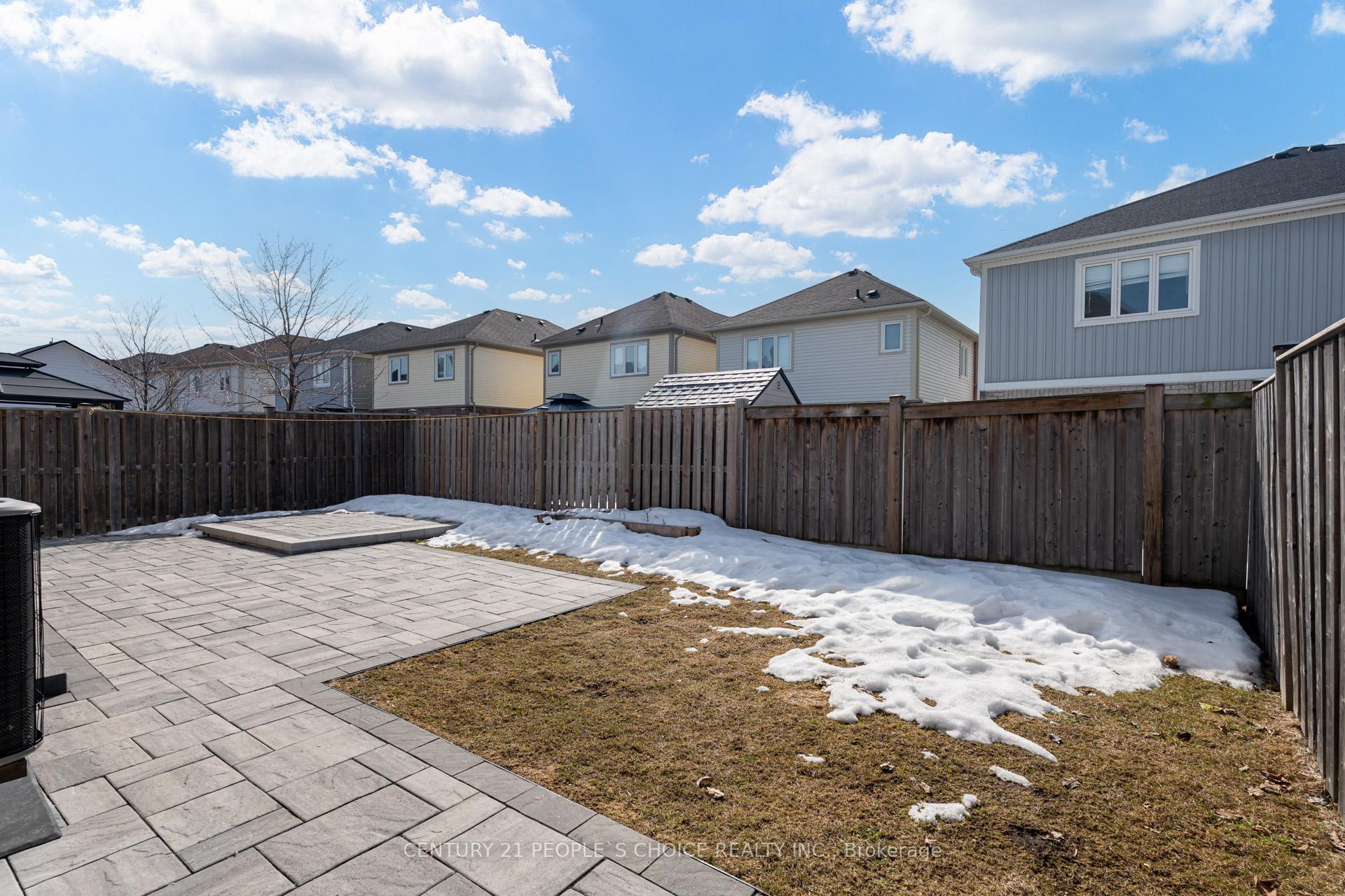 Photo 47 of 1067 Coldstream Drive, Oshawa, Taunton — HOMEH