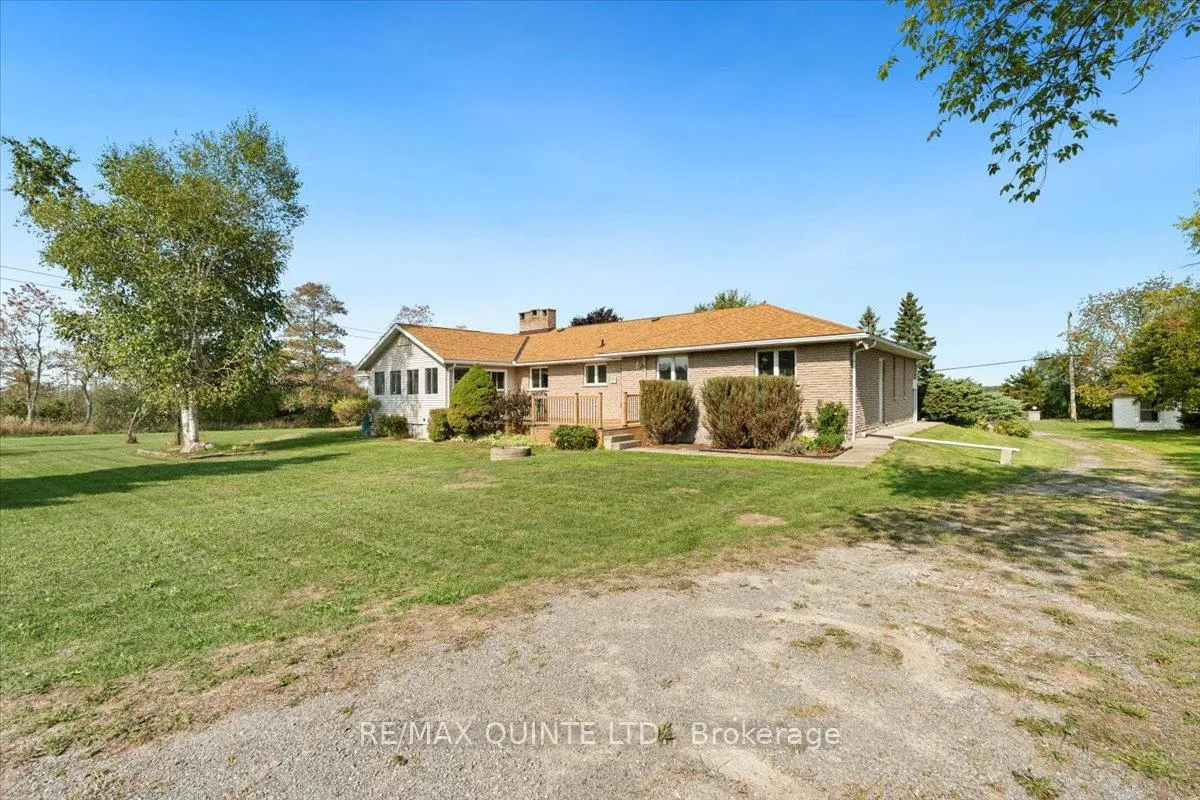 Photo 41 of 737 County Road 18, Prince Edward County, Athol Ward — HOMEH