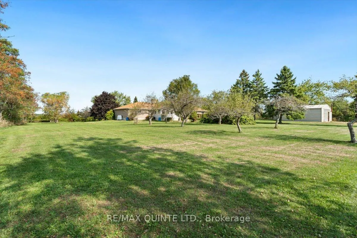 Photo 44 of 737 County Road 18, Prince Edward County, Athol Ward — HOMEH