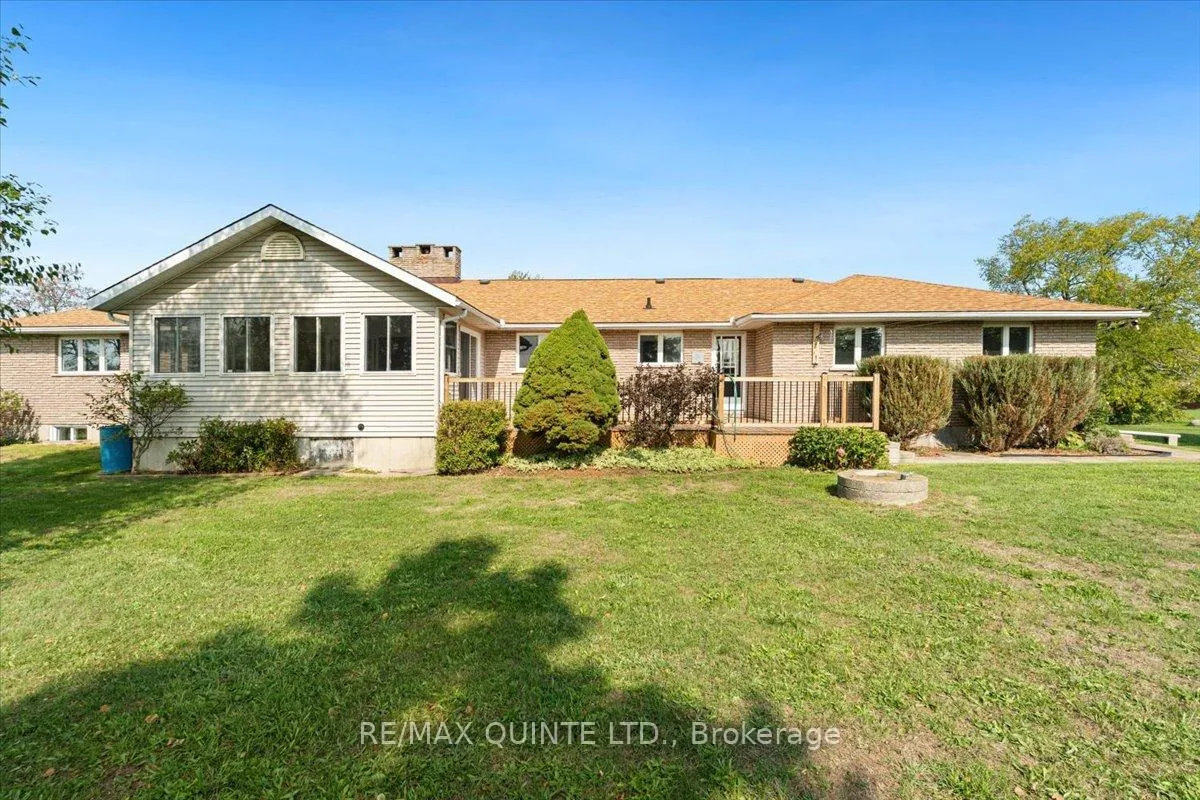 Photo 45 of 737 County Road 18, Prince Edward County, Athol Ward — HOMEH