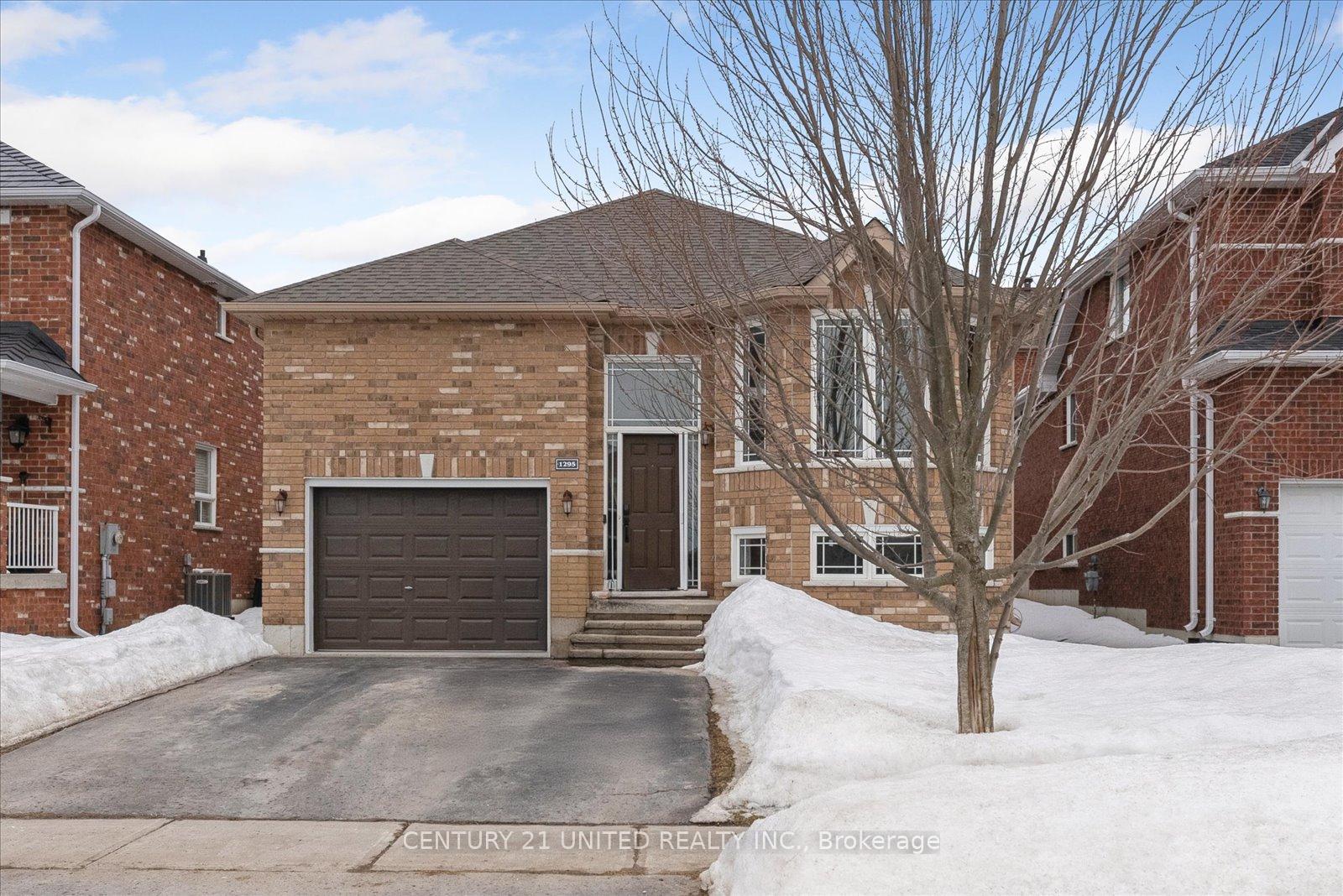 Photo 3 of 1295 Haggis Drive, Peterborough, Monaghan Ward 2 — HOMEH