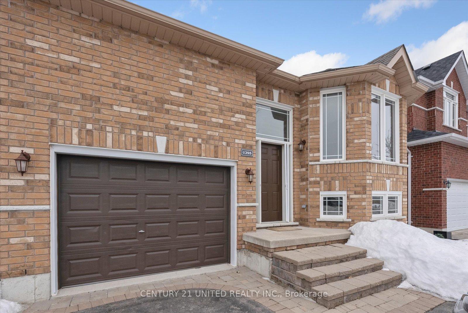 Photo 5 of 1295 Haggis Drive, Peterborough, Monaghan Ward 2 — HOMEH