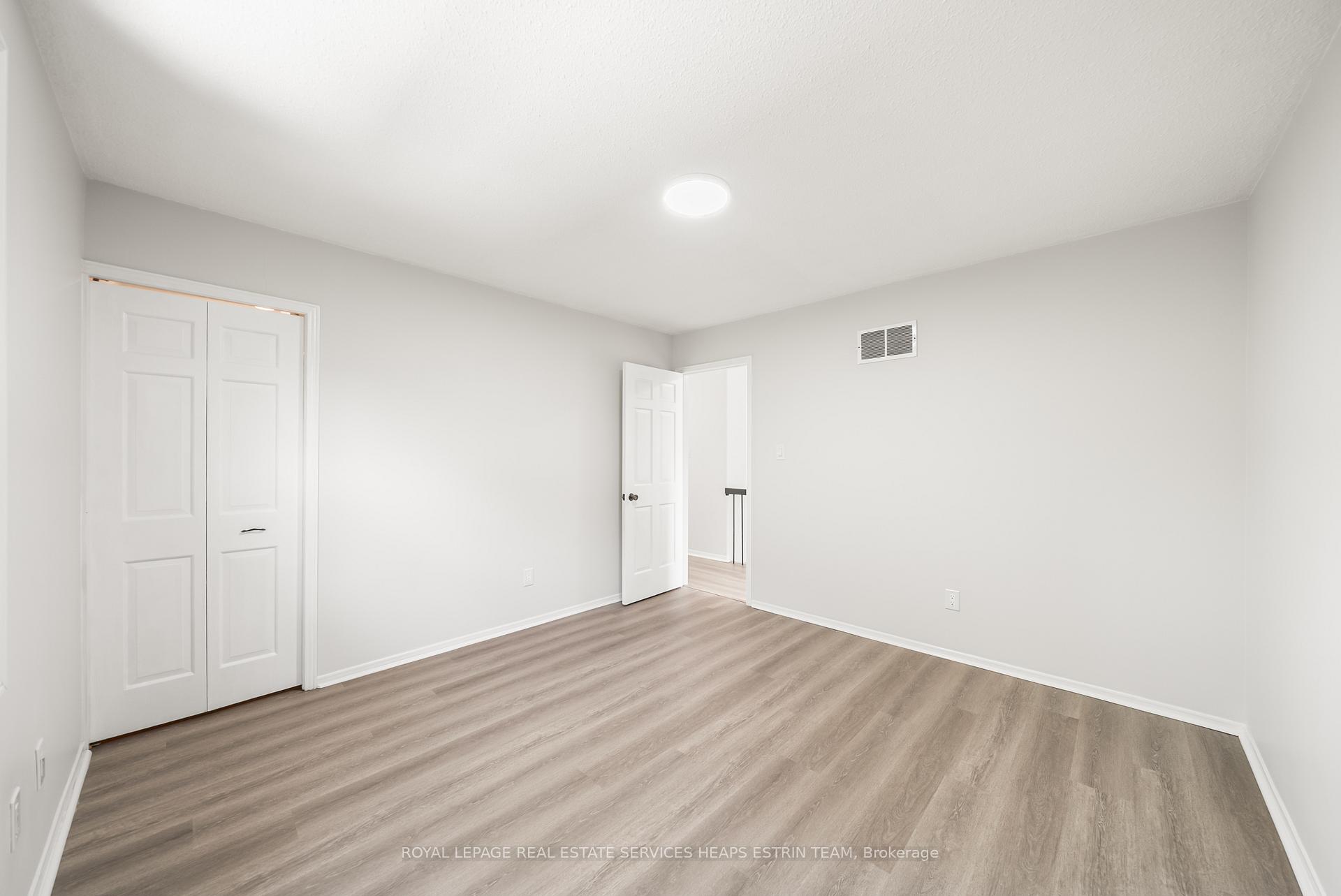 Photo 18 of 1801 Storrington Street, Pickering, Liverpool — HOMEH
