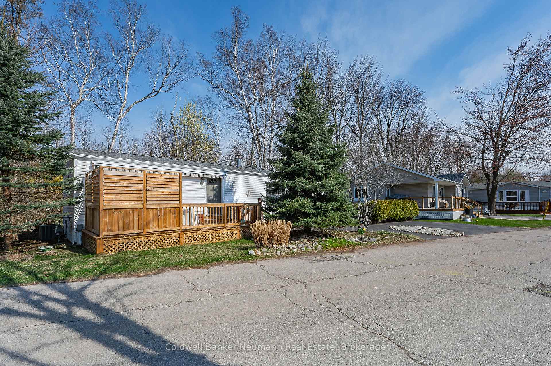 Photo 4 of 41 Jasper Heights Pvt, Puslinch, Rural Puslinch East — HOMEH