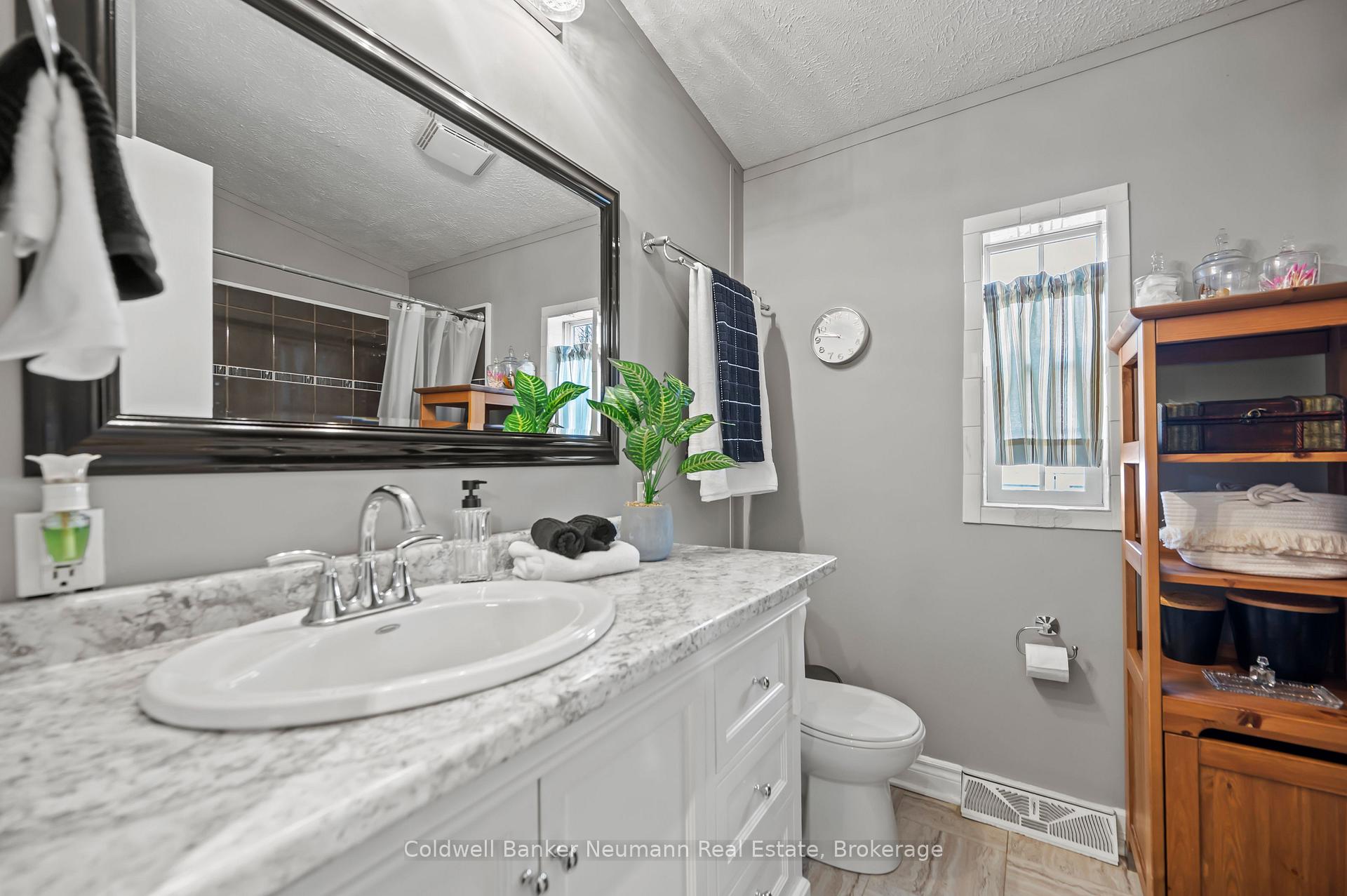 Photo 16 of 41 Jasper Heights Pvt, Puslinch, Rural Puslinch East — HOMEH
