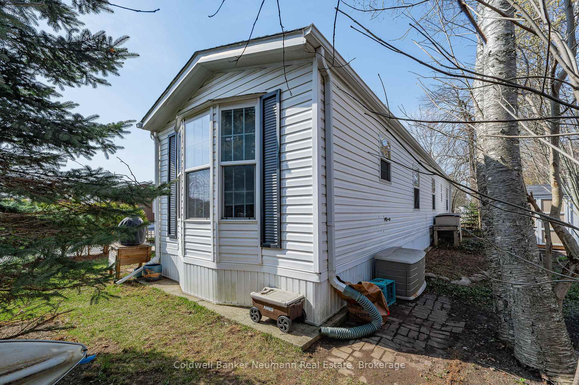 Photo 22 of 41 Jasper Heights Pvt, Puslinch, Rural Puslinch East — HOMEH