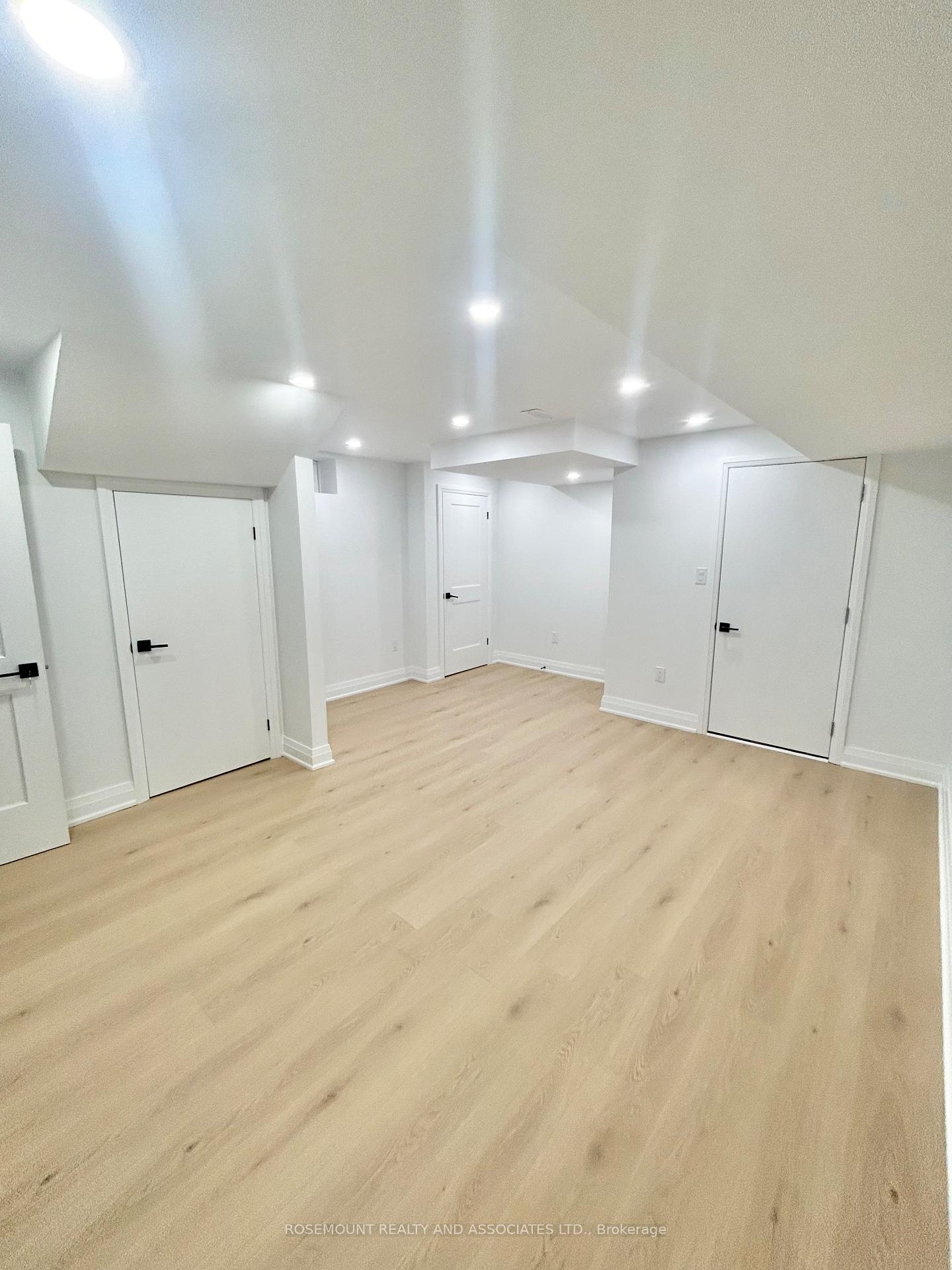 Photo 8 of 1486 Mockingbird Square, Pickering, Rural Pickering — HOMEH