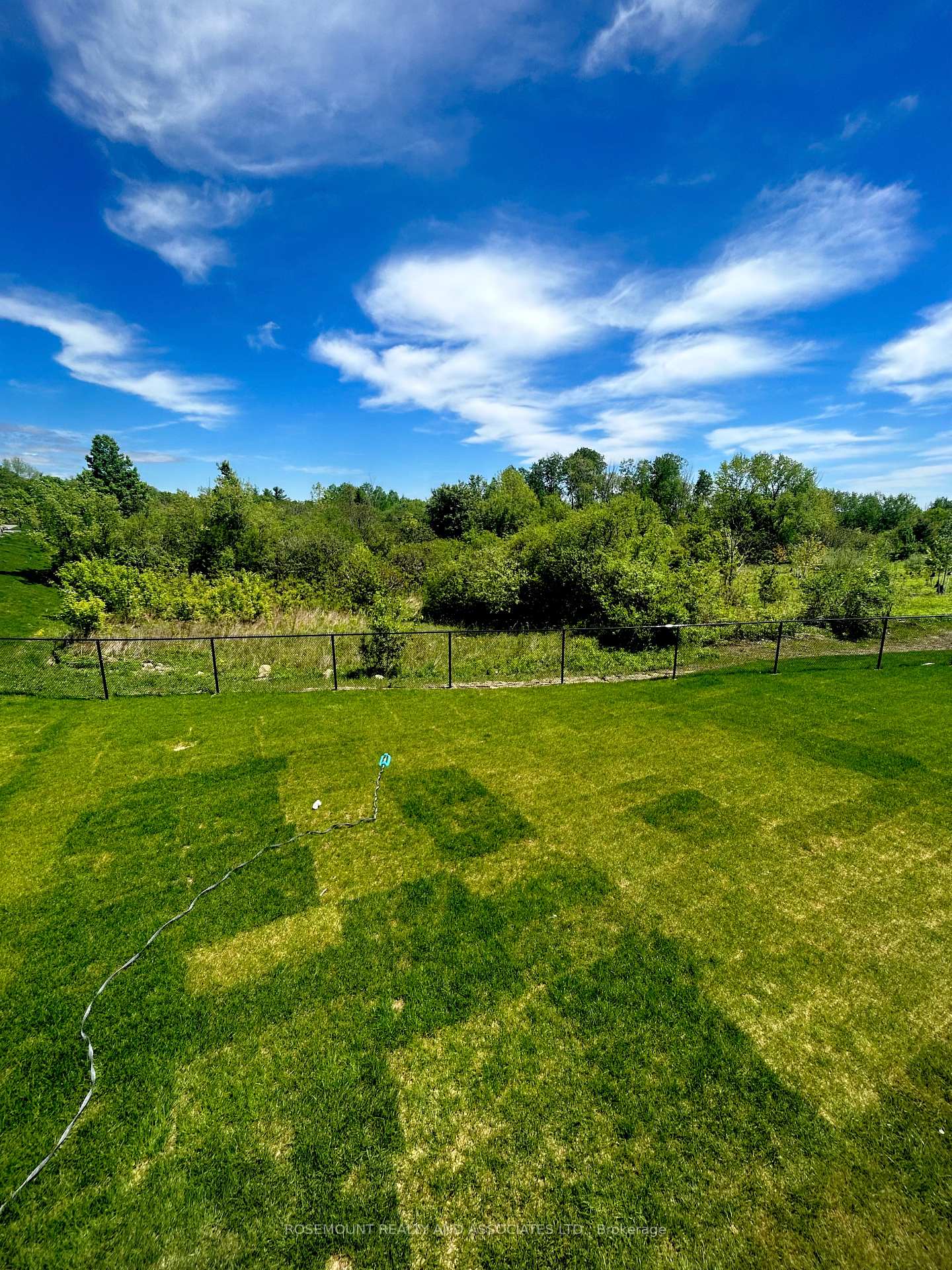 Photo 14 of 1486 Mockingbird Square, Pickering, Rural Pickering — HOMEH
