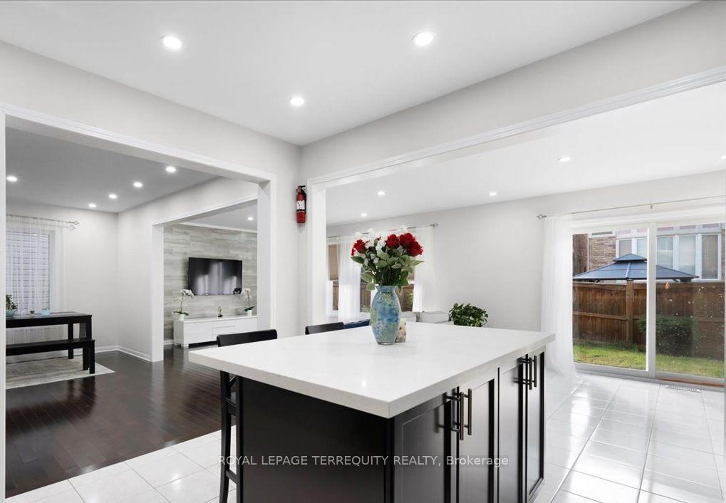 Photo 2 of 261 Cedric Terrace, Milton, Harrison — HOMEH