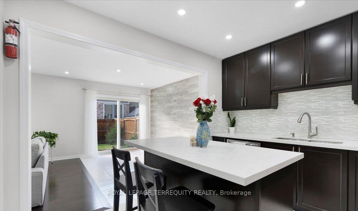 Photo 3 of 261 Cedric Terrace, Milton, Harrison — HOMEH