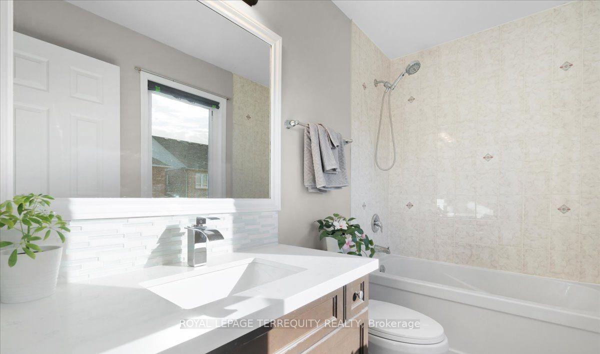 Photo 15 of 261 Cedric Terrace, Milton, Harrison — HOMEH