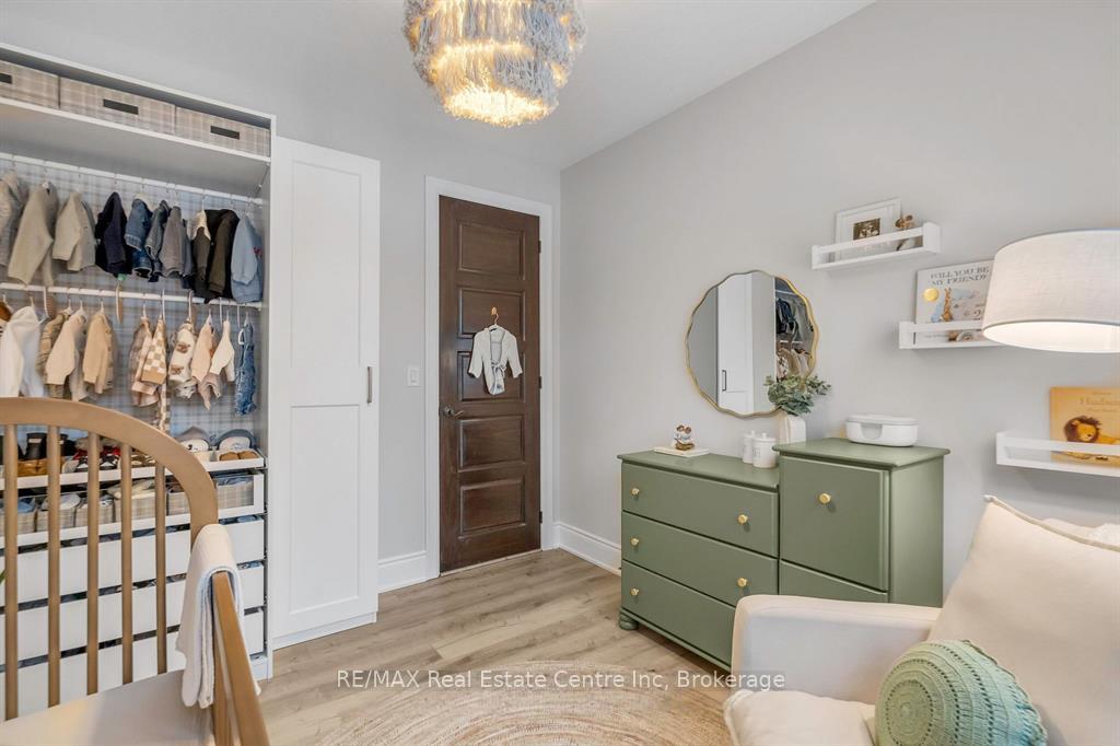 Photo 19 of 45 Aberfoyle Mill Crescent, Puslinch, Aberfoyle — HOMEH